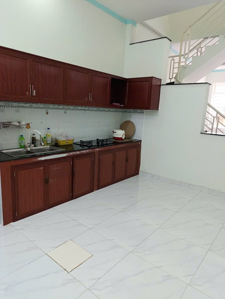 Nhà cho thuê tại phường Tân Hạnh 100m² giá 5 triệu - Nhà mới hoàn thiện đầy đủ nội thất!