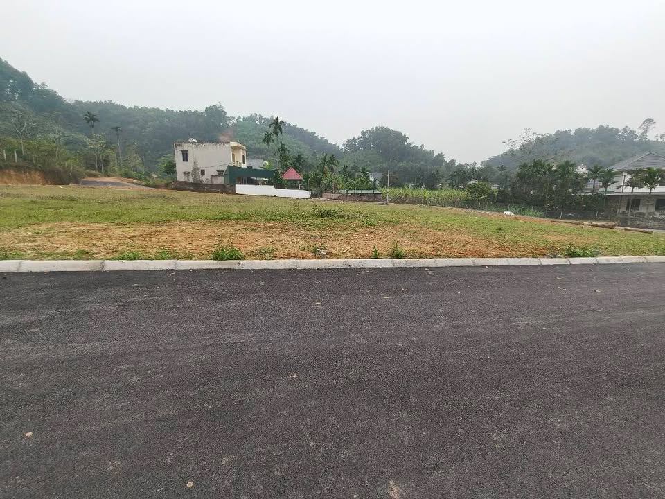 Đất thổ cư Yên Bình Thạch Thất 150m² giá 3 tỷ - Đầu tư sinh lời ngay!