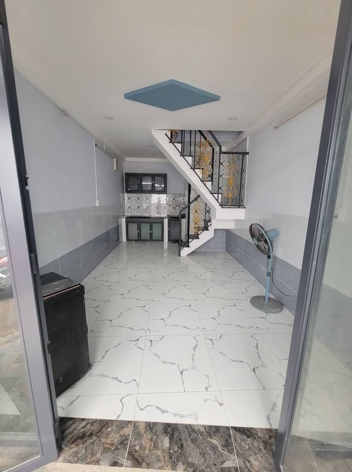 Nhà chính chủ hẻm 271 Lê Văn Lương, Q7, 25.6m² giá 1.45 tỷ - Gần hẻm 2 mặt tiền!