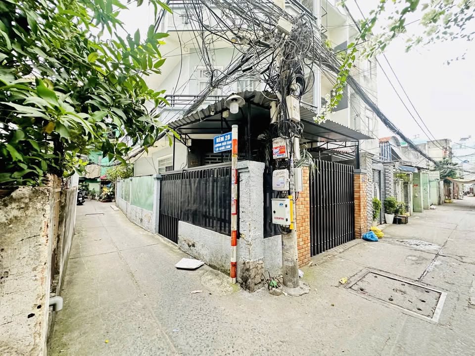 Nhà 4 tầng Lương Văn Can 56m² giá 4.8 tỷ - Kinh doanh cho thuê cực đỉnh!