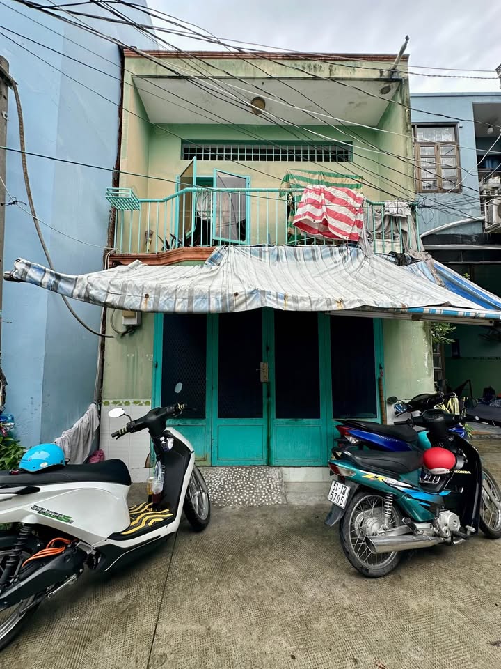 Nhà riêng Phạm Thế Hiển, Quận 8, 32m² - Chính chủ, sổ hồng riêng, giá 3.2 tỷ!