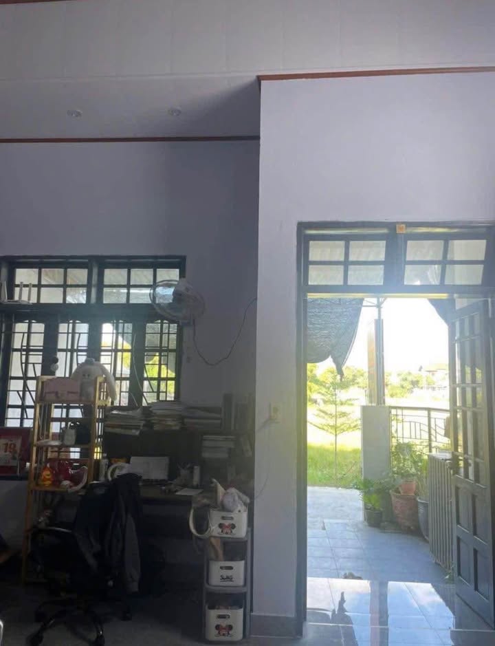 Nhà Lý Thái Tổ, TP Huế 80m² giá 2.1 tỷ - Lô góc 2 mặt tiền, gần chợ!