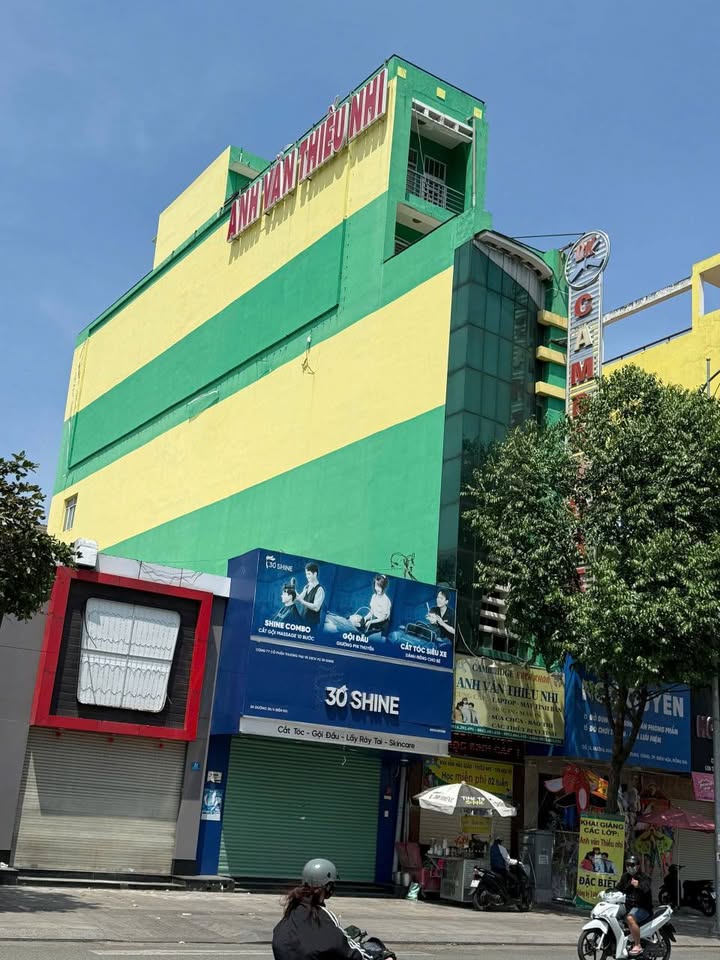 Toà nhà Mặt tiền đường 30/4, Trấn Biên 136m² giá 20 tỷ - Vị trí đắc địa, đầu tư sinh lời!