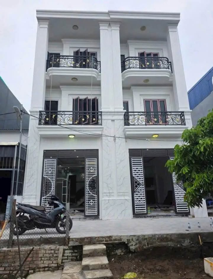 Nhà song sinh tân cổ điển tại Lệ Tảo, Hải Phòng 60m² giá 3 tỷ - Thiết kế sang trọng, ô tô vào tận nhà!