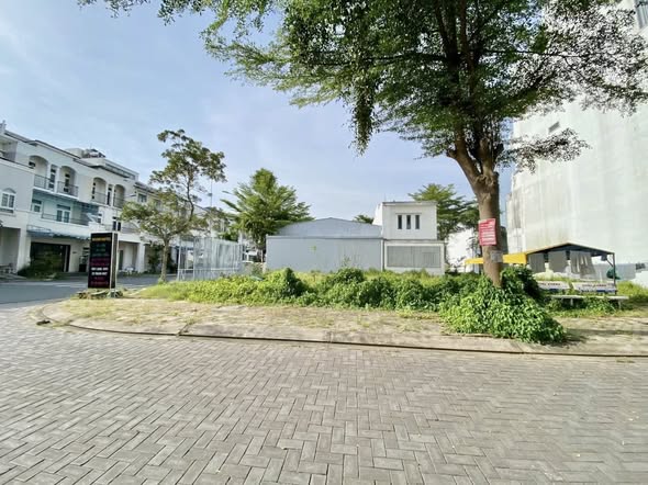 Đất nền đường số 5 Trục chính Long Xuyên 168m² giá 6.5 tỷ - Sổ hồng chính chủ!