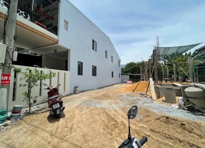 Đất đẹp 174.4m² tại đường Lại Thế, Phú Thượng, TP Huế - Giá chỉ 2 tỷ!