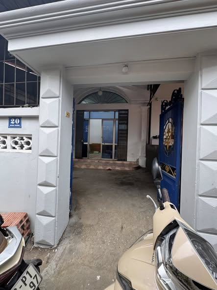 Nhà 2 tầng Trần Đăng Ninh 100m² giá 1.09 tỷ - Trung tâm Lạng Sơn, ô tô đỗ gần!