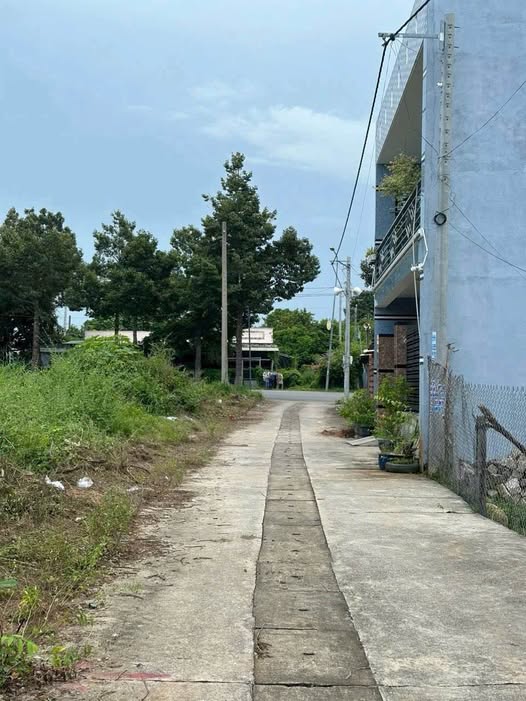 Đất nền An Ngãi 120m² giá 1.65 tỷ - Gần chợ chỉ 5 phút đi bộ!