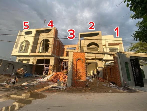 Nhà mặt tiền Đào Minh Mẫn, Phước Lý, Cần Giuộc 150m² giá 3.6 tỷ - Full nội thất, sân đỗ ô tô!