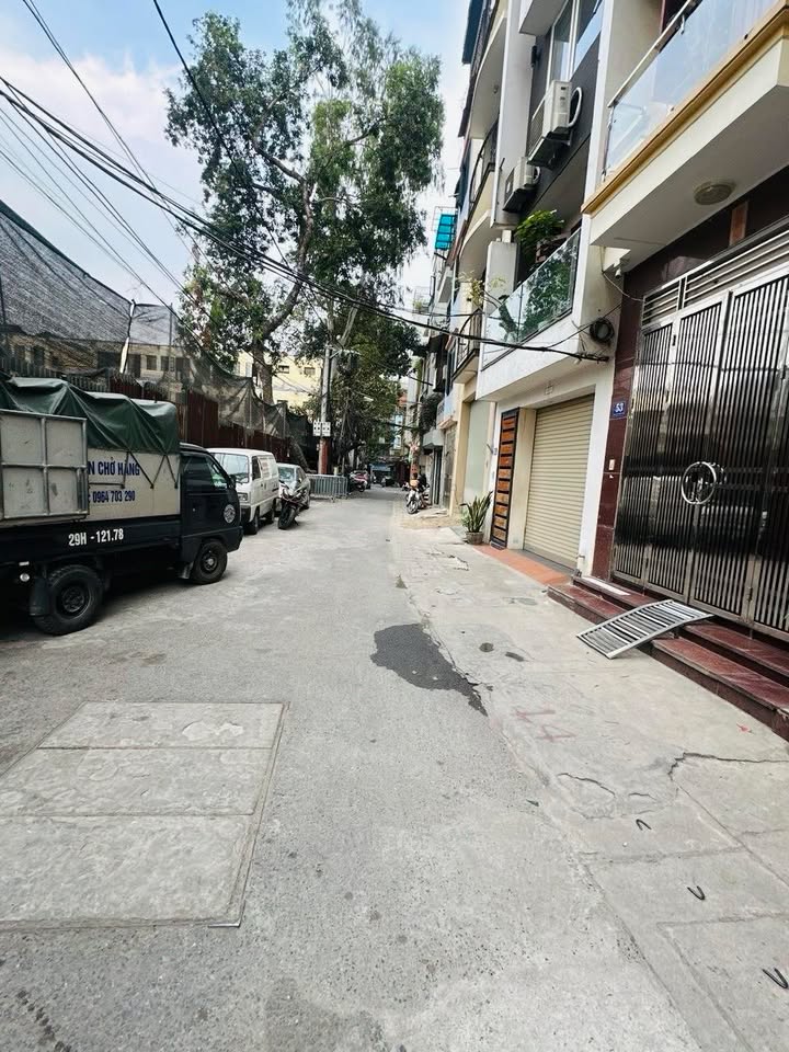 Nhà Đội Cấn, Ba Đình 69m² giá 16,5 tỷ - Mặt tiền rộng đẹp, ô tô tránh!