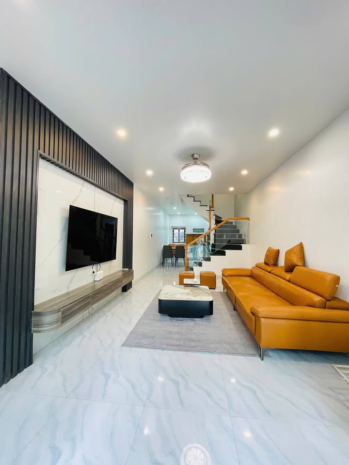 Nhà 3 Tầng Đẹp Tại Trung Lực, Hải An - 42m² Giá 3.59 Tỷ - Sẵn Sàng Vào Ở!