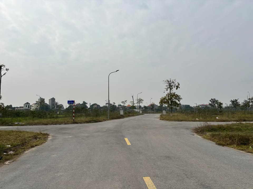 Đất nền KDT Mỹ Độ Vista Bắc Giang, 80m² giá 3 tỷ - Tiện ích đầy đủ!