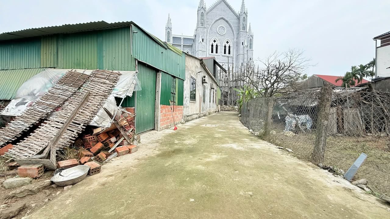 Đất nền Thạch Tân Cũ 131.1m² giá 90 triệu - Nở hậu, gần giáo xứ Văn Hòa!