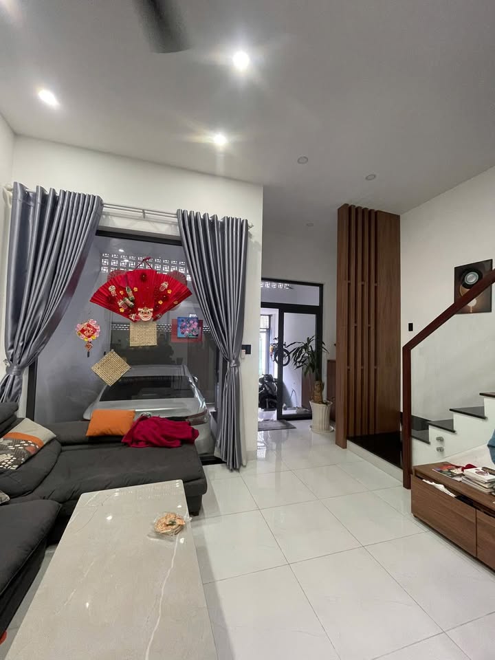 Nhà mặt tiền kinh doanh đường Nguyễn Hiền, Buôn Ma Thuột 84m² giá 6.9 tỷ - Cơ hội đầu tư tuyệt vời!