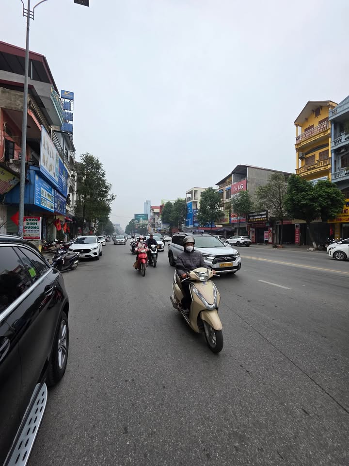 Nhà mặt đường Trần Hưng Đạo, phường Đại Phúc, 72.9m² giá 15 tỷ - Vị trí kinh doanh đắc địa!