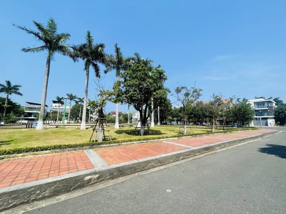 Đất thổ cư Hòa Cường Bắc, Đà Nẵng 400m² giá 60 tỷ - Đầu tư sinh lời tuyệt vời!