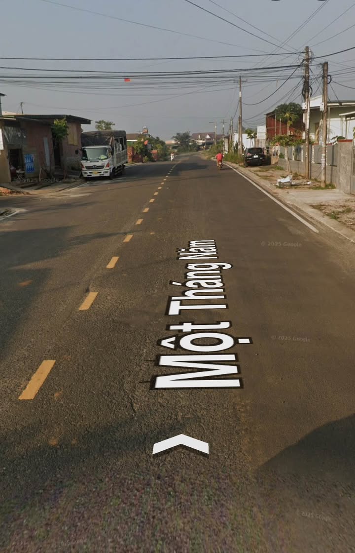 Bán nhà mặt tiền đường 1/5, phường 3, Bảo Lộc 200m² giá 2.8 tỷ - Sổ hồng chính chủ!