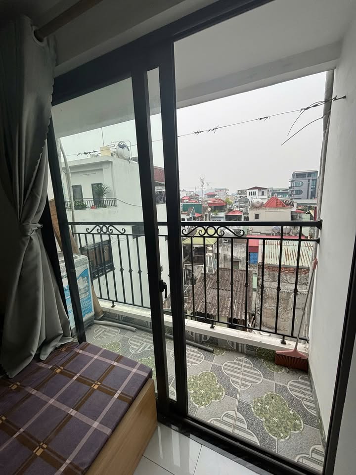 Phòng cho thuê ngõ 8 Võng Thị, Tây Hồ - Studio đẹp như homestay, vào ở ngay!