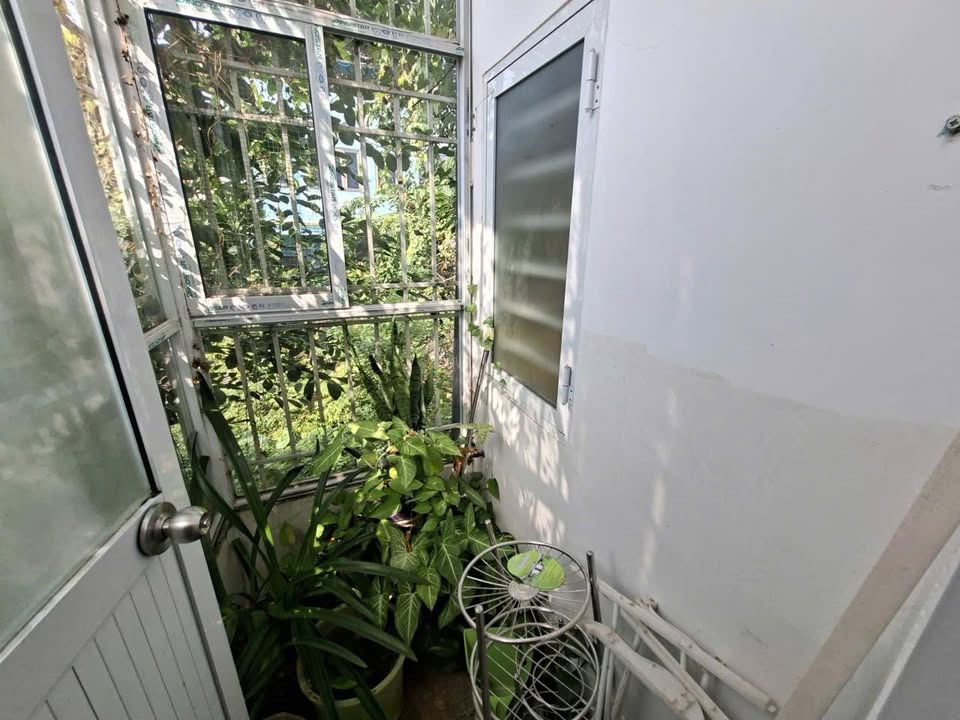 Nhà phố 2 tầng tại Ngõ 51 Dư Hàng, 20m² giá 1.28 tỷ - Sổ hồng chính chủ!