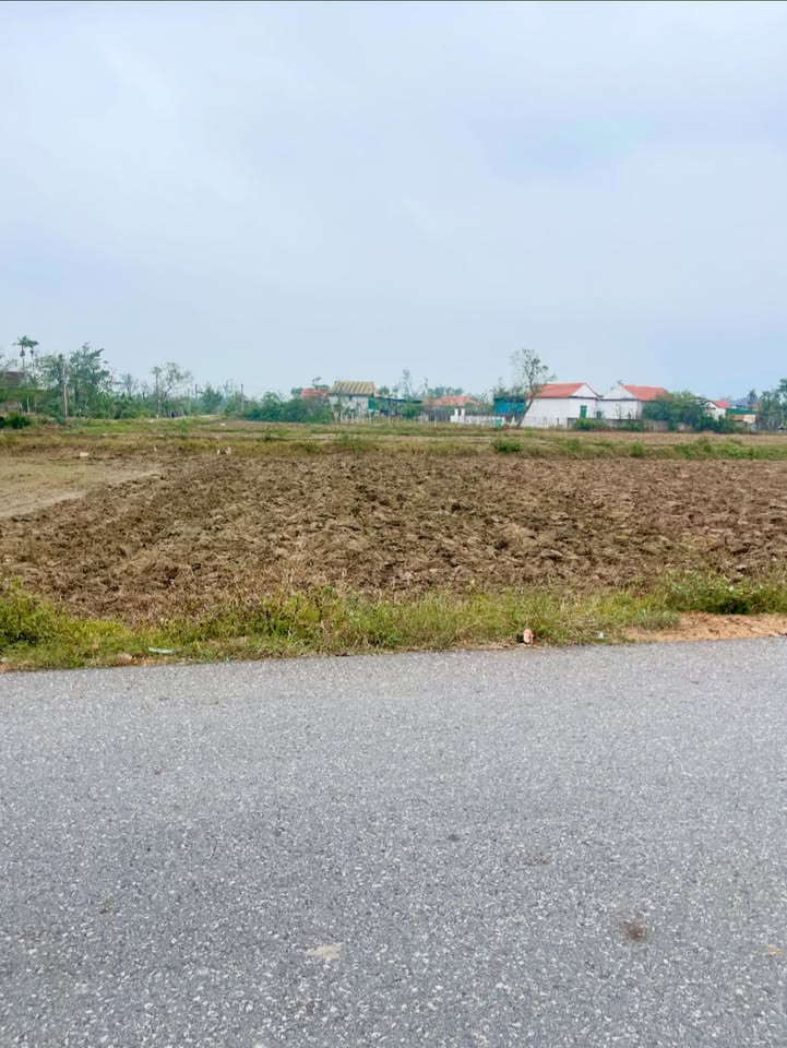 Đất thổ cư Thạch Châu, Lộc Hà 30m² giá 2 tỷ - Đường 30m thuận lợi!