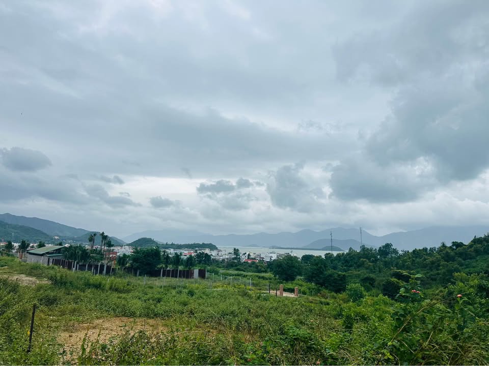 Đất vườn 1 HécTa tại Bắc Nha Trang giá 5.9 tỷ - View biển đẹp lý tưởng!