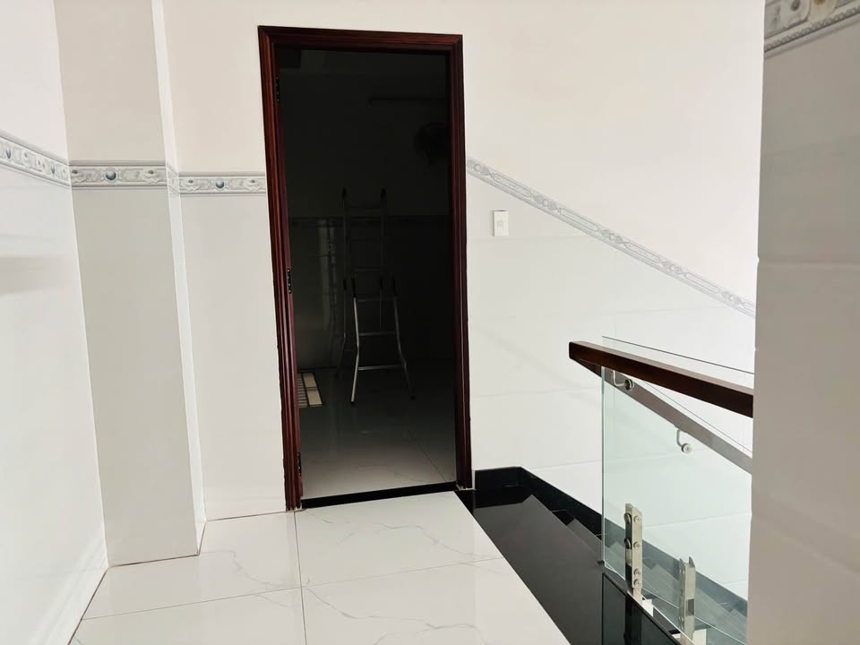 Nhà phố đẹp 3 tầng tại Khu Savimex Phú Thuận, Quận 7 - Giá 8.6 tỷ, sổ hồng chính chủ!