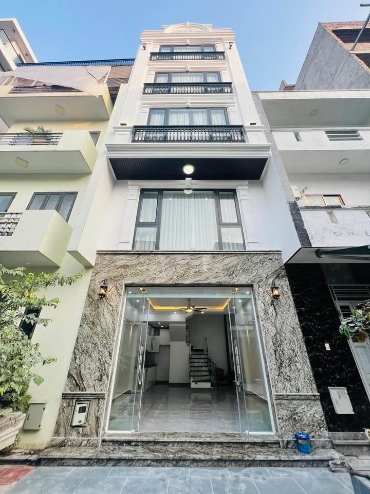 Nhà 5 tầng tại Sở Dầu, Hồng Bàng, Hải Phòng - Giá chỉ 5,1 tỷ - Thiết kế hiện đại, vào ở ngay!