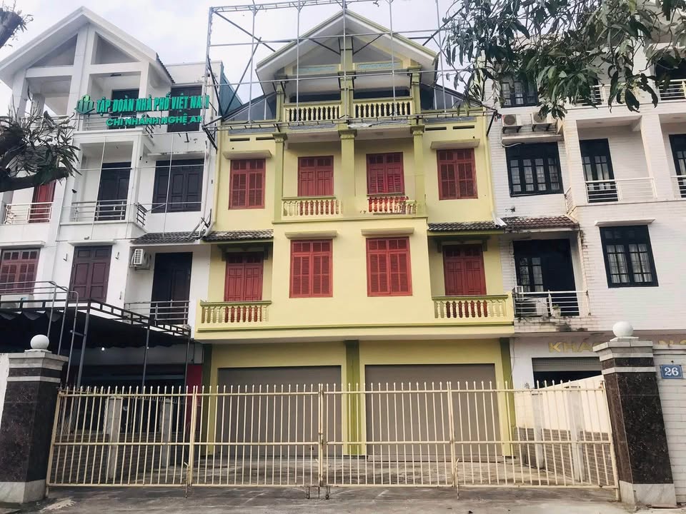 Nhà mặt đường Lê Nin 310m² giá 30 triệu - Phù hợp làm văn phòng và dịch vụ!