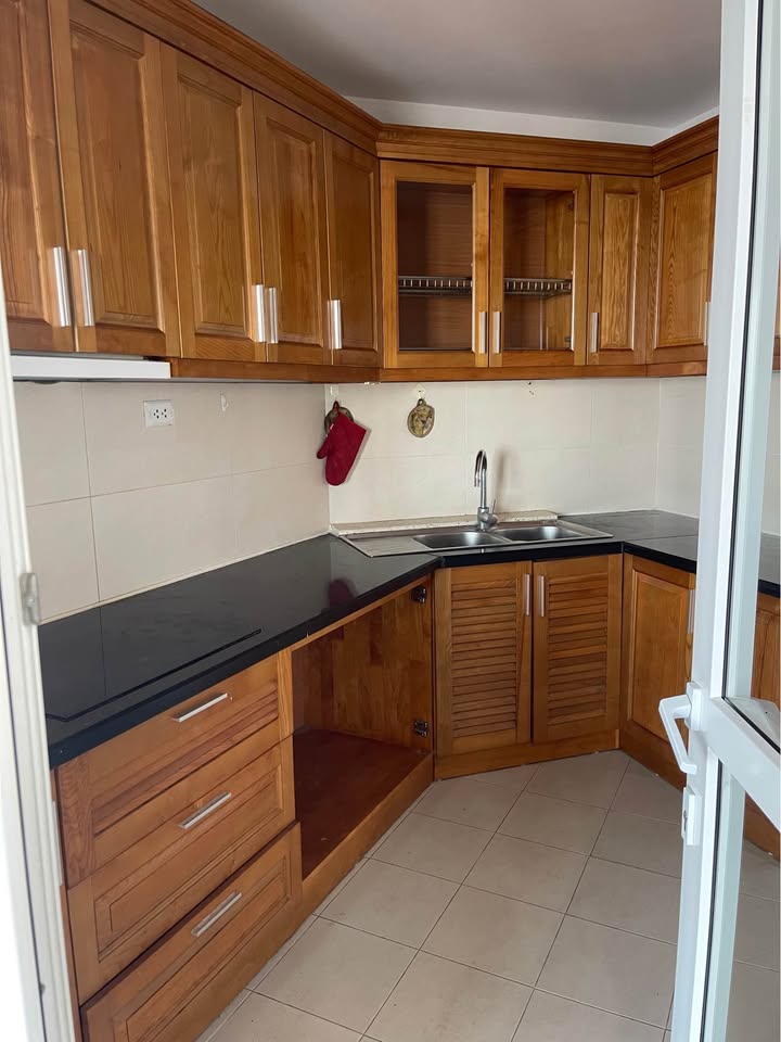 Căn hộ 2PN B6A Nam Trung Yên 60m² giá 10.6 triệu - Đủ nội thất, vào ở ngay!