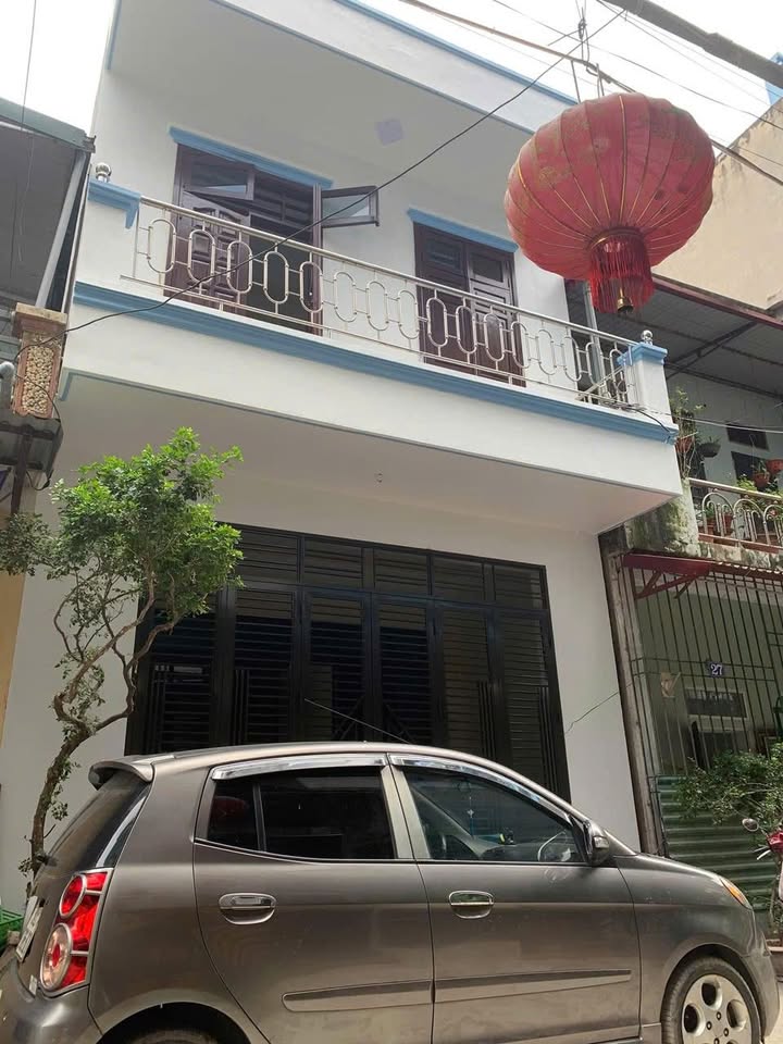 Nhà 2 tầng đường Nguyễn Viết Xuân, Phủ Lý 80m² giá 5 tỷ - Cơ hội sở hữu ngay!