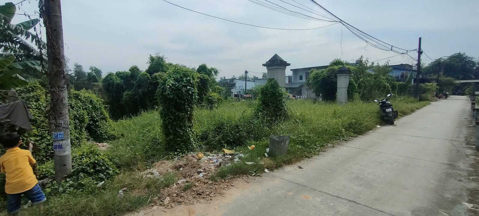 Đất nền 160m² tại Xuân Thới Sơn, Hóc Môn - Sổ đỏ chính chủ, giá thỏa thuận!