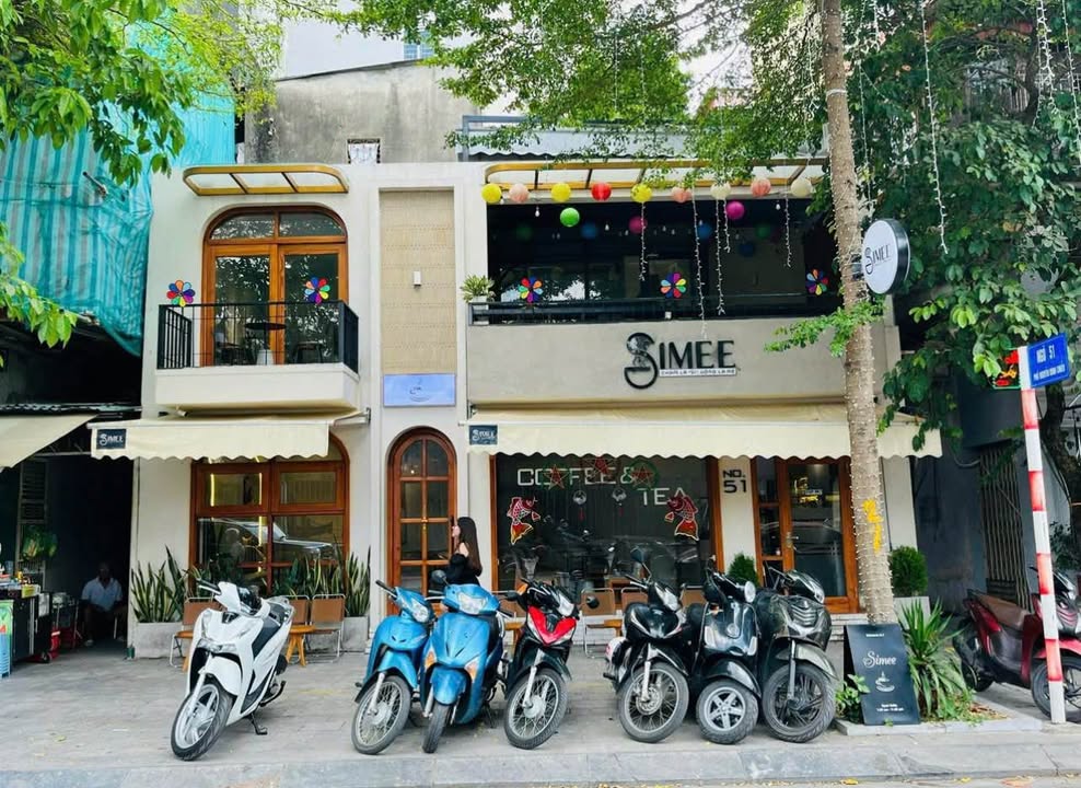 Nhà mặt phố Huỳnh Thúc Kháng, Đống Đa 88m² giá 60 triệu - Vị trí đắc địa cho mọi mô hình kinh doanh!