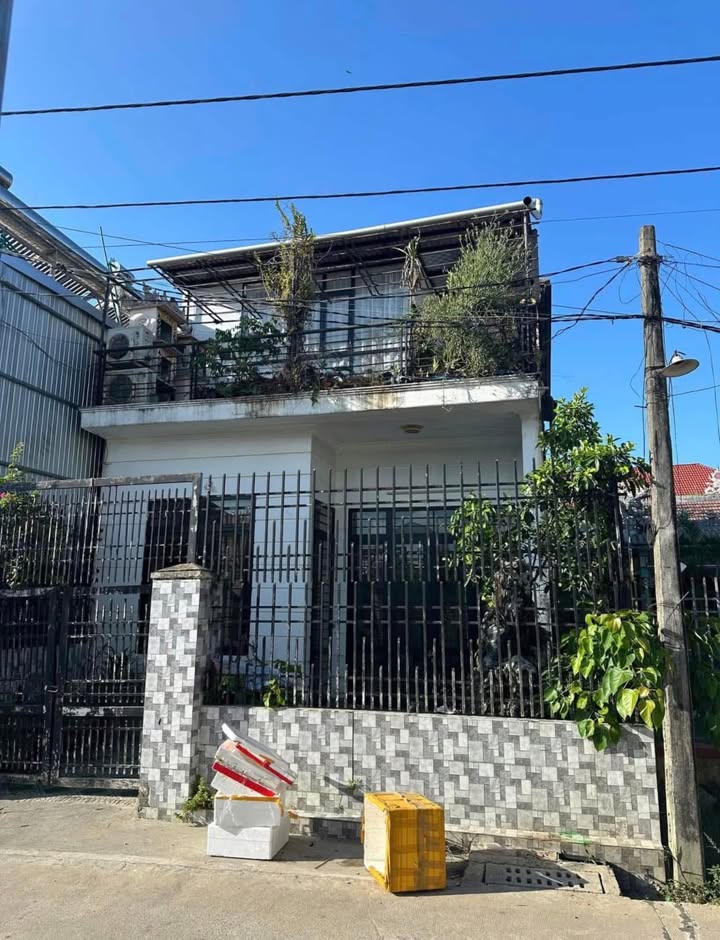 Nhà 2 tầng 100m² tại Xuân Hoà - Thủy Vân - Giá 2.55 tỷ - Chính chủ bán gấp!