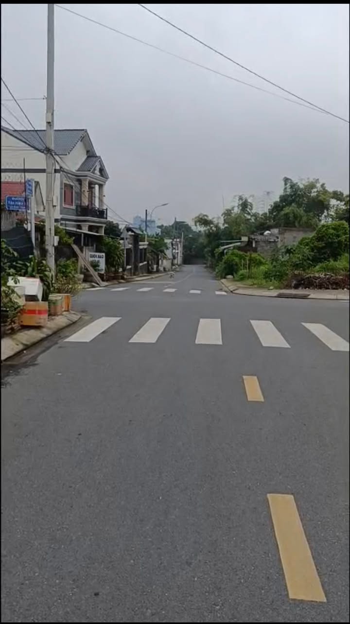 Đất nền mặt tiền Tân Hiệp, Hóc Môn 110m² giá chỉ 3.5 tỷ - Cơ hội đầu tư tuyệt vời!