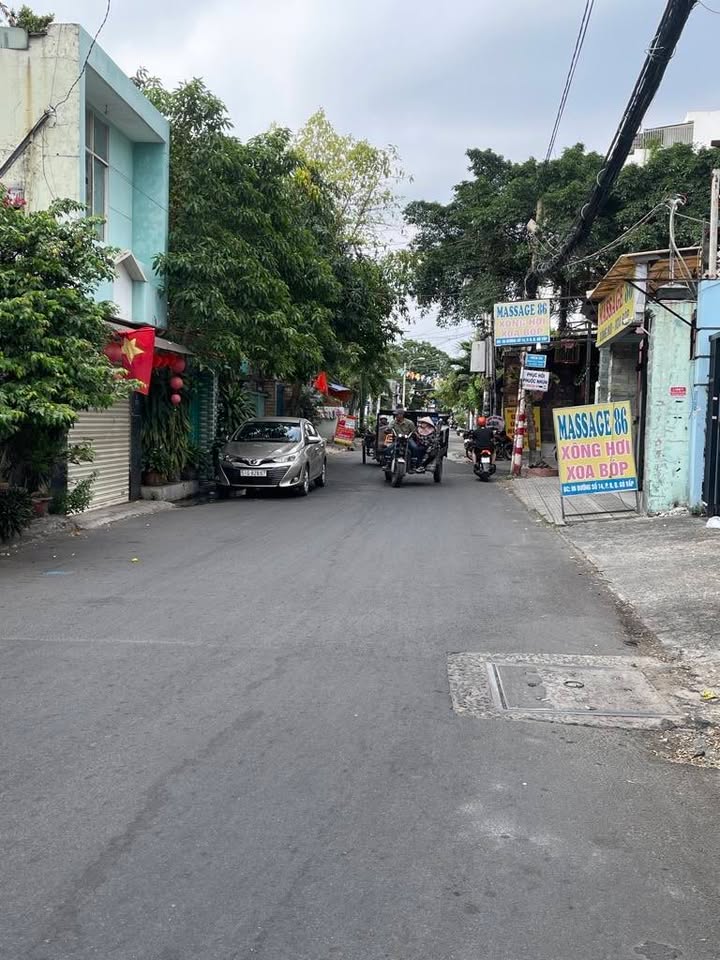 Nhà 3 tầng đường ĐS14, Gò Vấp, 244m² giá chỉ 12 tỷ - Cơ hội đầu tư hấp dẫn!