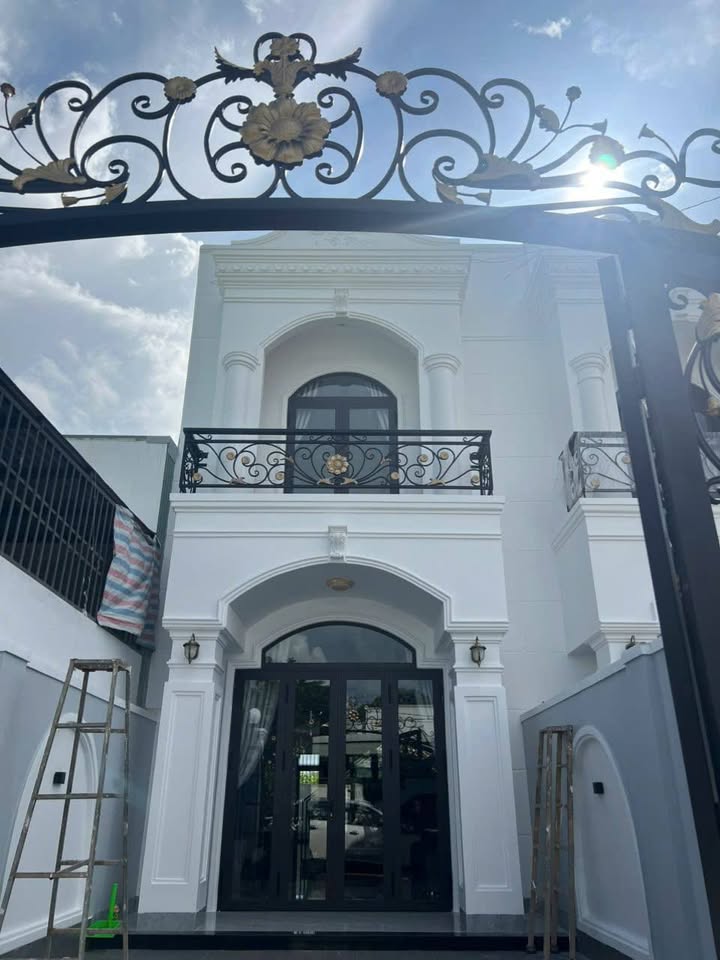 Nhà hẻm 68 Nguyễn Hữu Thọ, Pleiku 75m² giá 2.15 tỷ - Hướng Nam, đầy đủ tiện nghi!