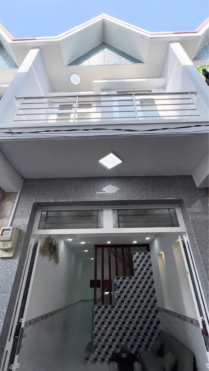 Nhà Lầu Phước Lý 29m² giá 690 triệu - Gần Trạm Y Tế Hưng Long!