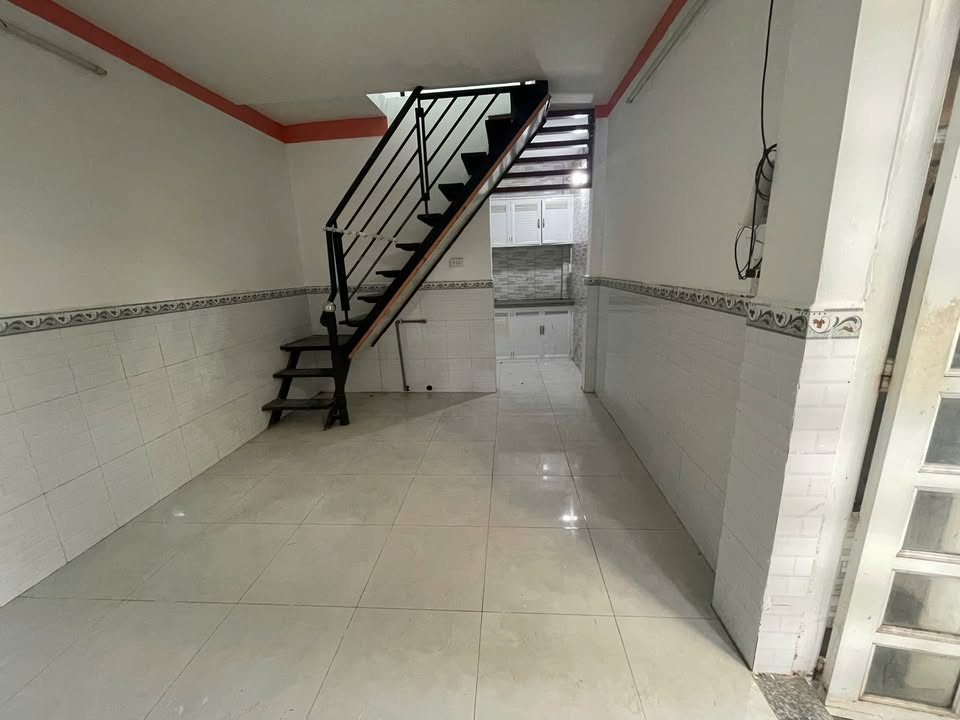 Nhà mặt tiền Phường Linh Chiểu, Thủ Đức 40.6m² giá 1.7 tỷ - Sẵn sàng vào ở!