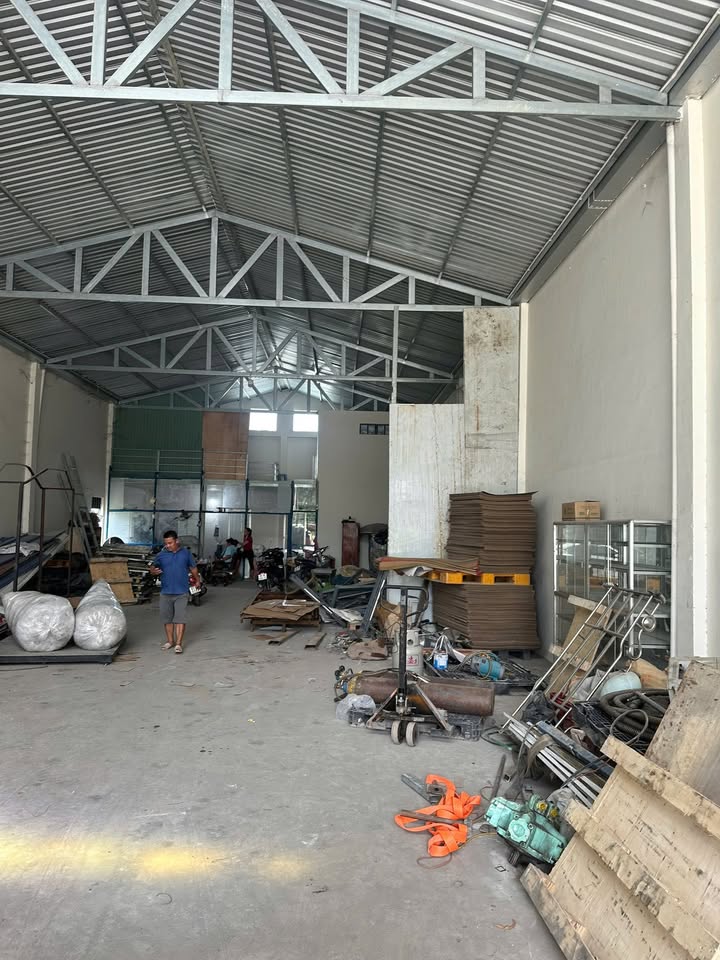 Nhà xưởng 300m² đường Vành Đai 4, Thới Hòa, giá 6 tỷ - Đầu tư sinh lời ngay!