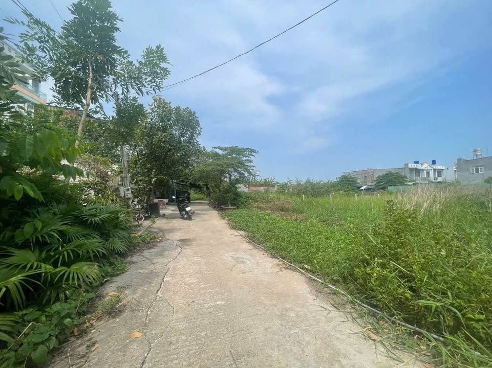 Đất thổ cư 1 sẹc Kênh Nhà Vuông, Củ Chi 245m² giá 3.3 tỷ - Hẻm xe hơi 7 chỗ