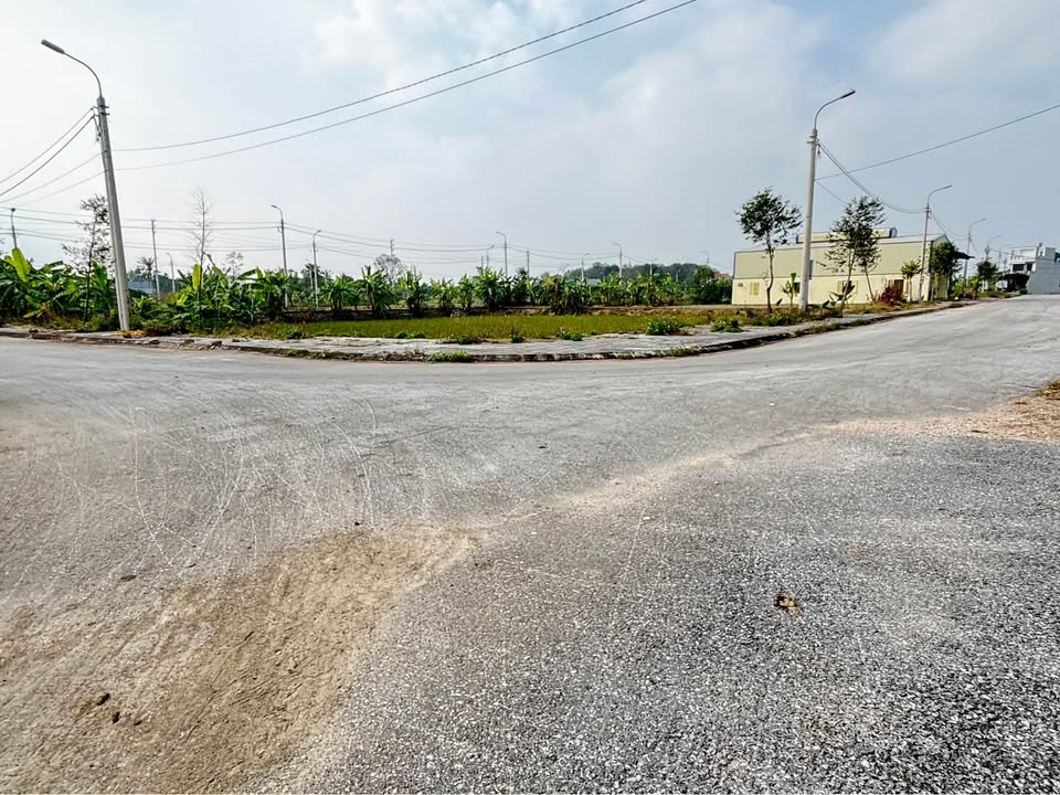 Đất nền Đông Tân Thanh Hóa 107m² giá 2 tỷ - Đường 40m rộng rãi!