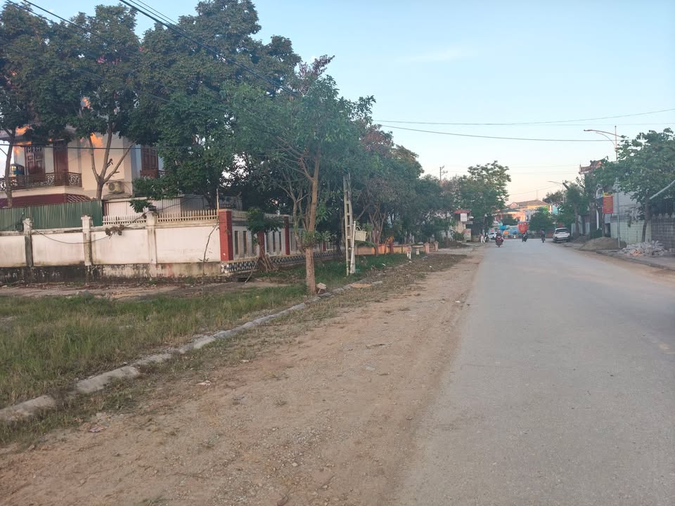 Đất nền kinh doanh tại Văn Sơn, Triệu Sơn 300m² - Giá thỏa thuận cực hấp dẫn!