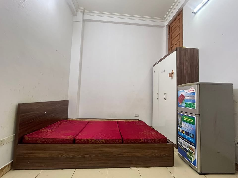 Phòng cho thuê tại Ngõ 60 Dương Khuê, Cầu Giấy - Chỉ 2.4 triệu/tháng, tự do giờ giấc!