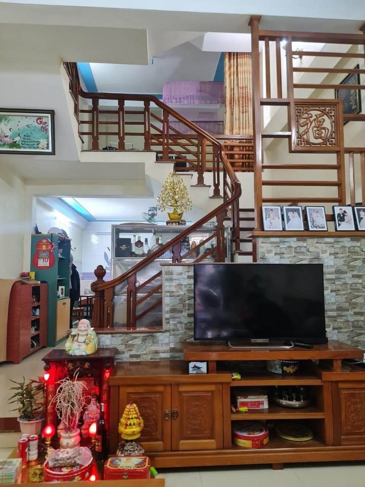 Nhà phố đẹp Đông Thọ, Thanh Hóa 81m² giá chỉ 3 tỷ - Cơ hội đầu tư sinh lời!