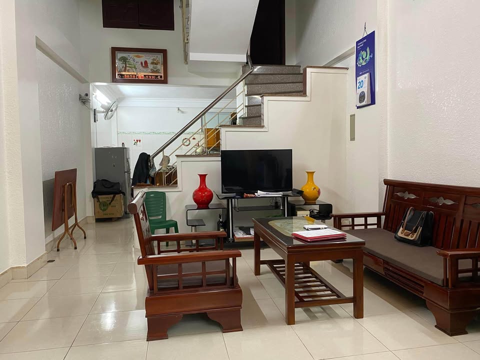 Nhà phố 3 tầng đường Phú Thọ, phường Phú Sơn, Thanh Hóa - Giá chỉ 1.76 tỷ, sẵn sàng đón Tết!