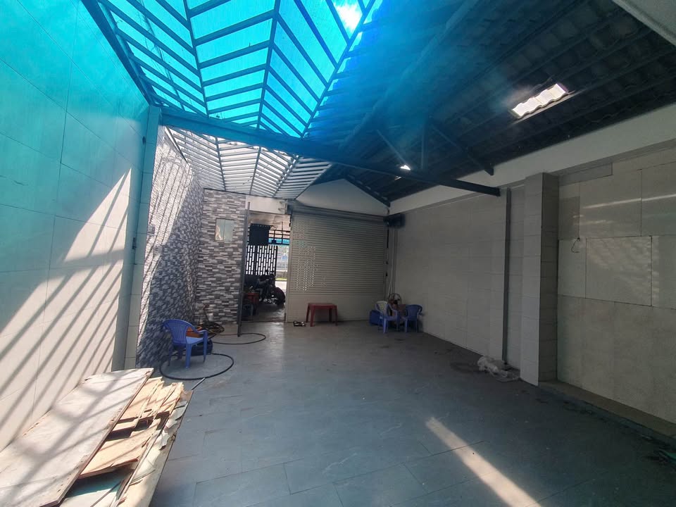 FrontHouse MTKD Phú Định, Quận 8, 200m² giá 17 tỷ - Cơ hội đầu tư tuyệt vời!