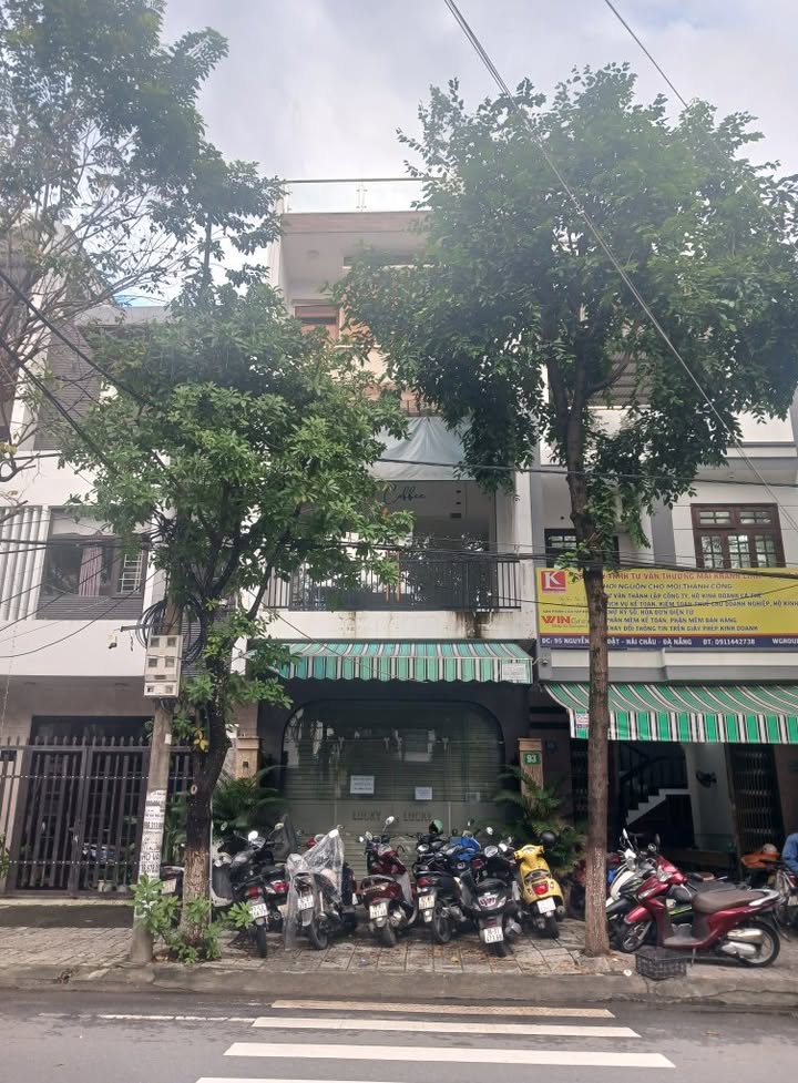 Nhà cho thuê mặt tiền đường Nguyễn Hữu Dật, Đà Nẵng, 300m² - Thích hợp kinh doanh mọi lĩnh vực!