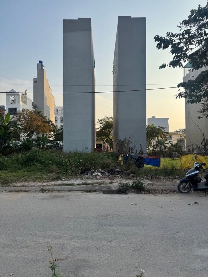 Đất nền khu tái định cư Quỳnh Đô Thanh Trì 40m² giá 7 tỷ - Ô tô chạy vòng quanh