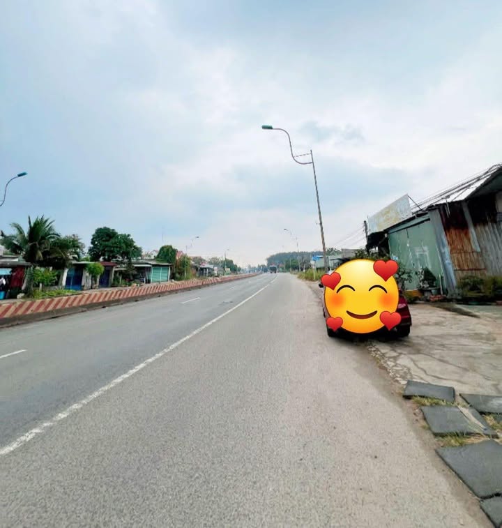 Nhà mặt tiền đường ĐT 741, An Bình, Phú Giáo 599m² giá 3.8 tỷ - Sổ hồng riêng, kinh doanh tuyệt vời!