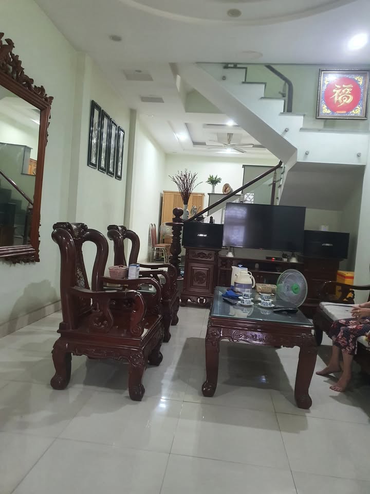 Nhà 3 tầng đường Văn Gia, Bình Hưng Hoà B, 80m² giá 6.1 tỷ - Phù hợp kinh doanh mọi ngành nghề!